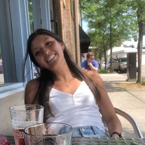 Meet your Posher, Hannah